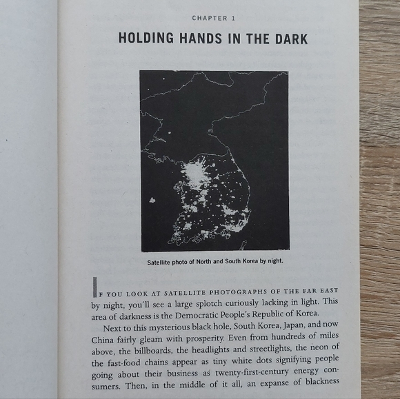 Nothing to Envy: Ordinary Lives in North Korea - Picture 5 of 13